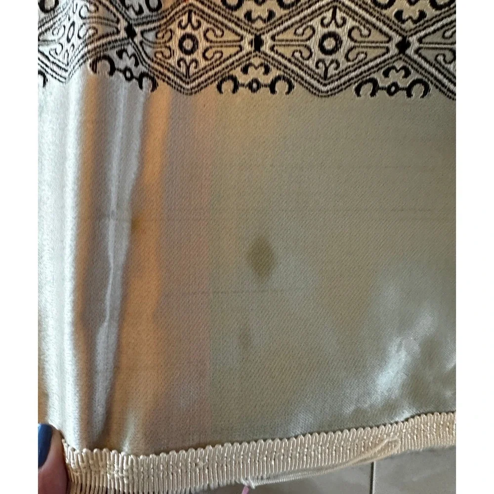 Vintage Oriental Garden Scene Woven Tapestry Table Runner Cream Fringe Large‎